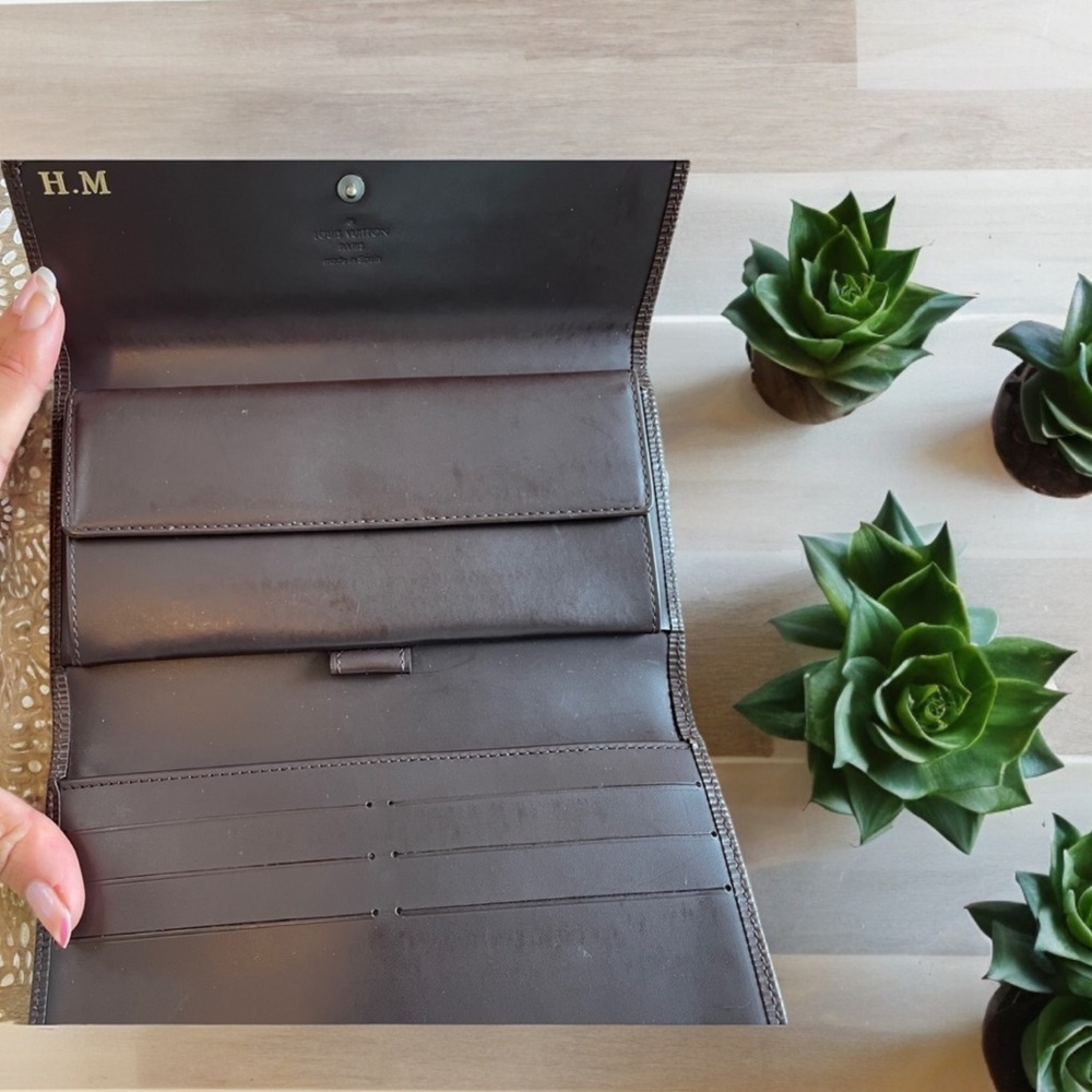 Louis Vuitton Epi International Wallet - Picture 4 of 5
